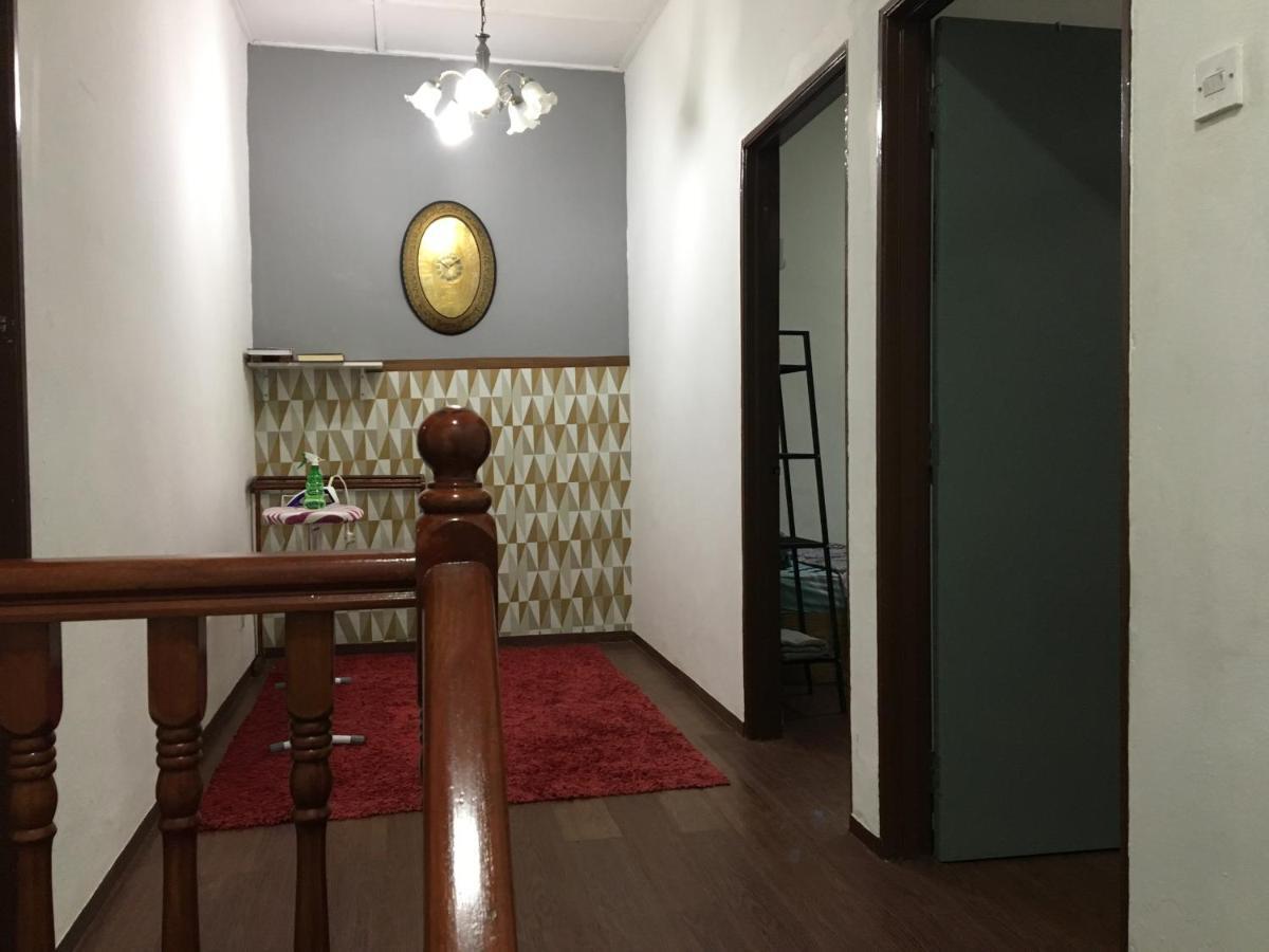 Rb Double Storey Bandar Tasik Selatan Homestay Куала-Лумпур Екстер'єр фото